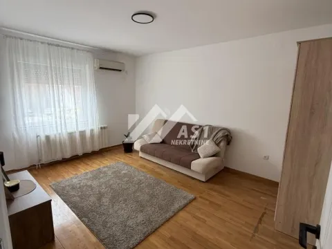Izdavanje, trosoban stan, 70m², Nova Detelinara, Novi Sad Sve Podlokacije - image 5