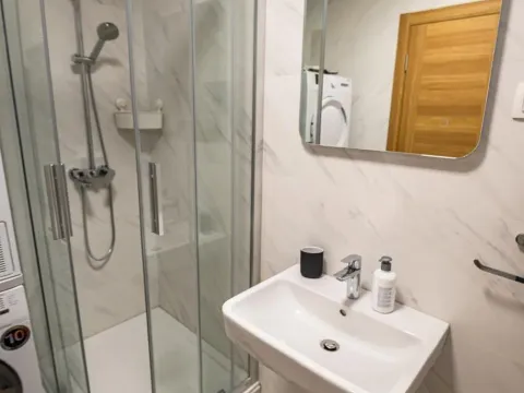 Prodaja, jednosoban stan, 45m², New City, Podgorica - image 9