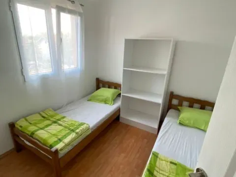 Rent, three bedroom apartment, 90m², Gradiošnica, Tivat - image 7