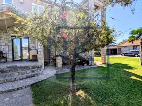 Izdavanje, kuća, 150m², Donja Gorica, Podgorica - image 3