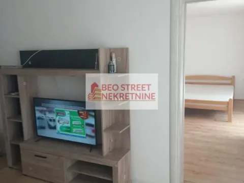 Rent, two bedroom apartment, 64m², Savski Venac, Beograd - image 2