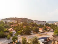 Prodaja, trosoban stan, 195m², Pobrežje, Podgorica - image 13