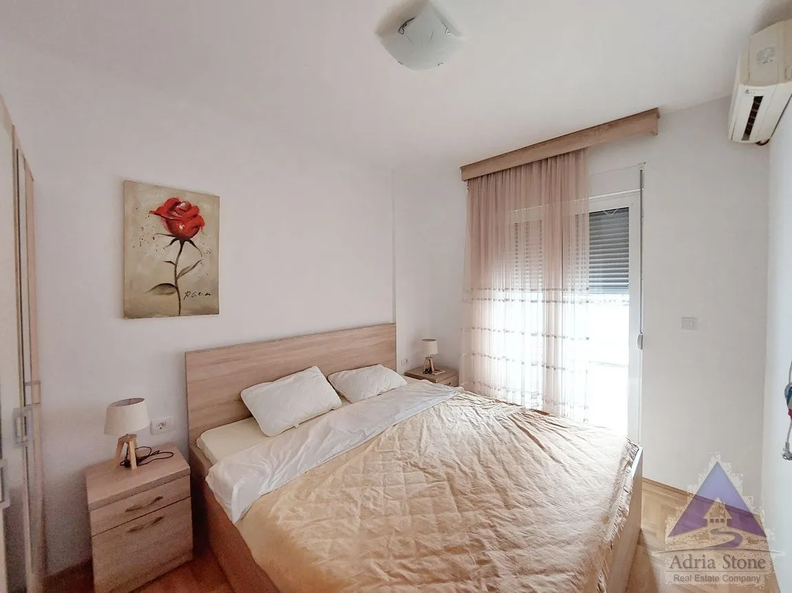 Rent, one bedroom apartment, 45m², Golubovina, Budva