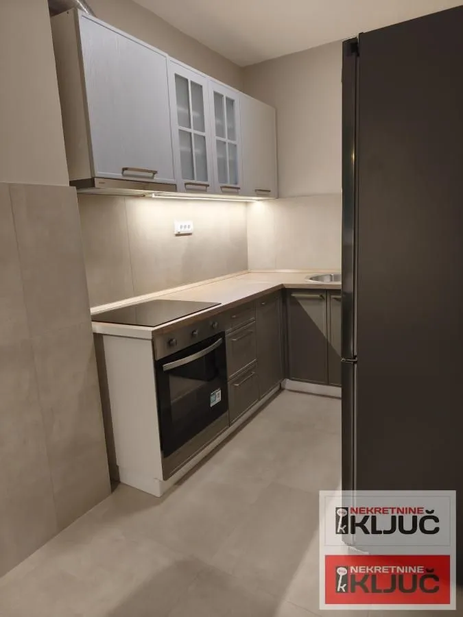 Izdavanje, dvosoban stan, 54m², Liman 1, Novi Sad Sve Podlokacije