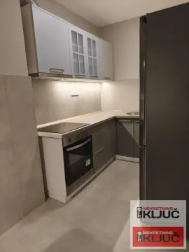 Izdavanje, dvosoban stan, 54m², Liman 1, Novi Sad Sve Podlokacije - image 4