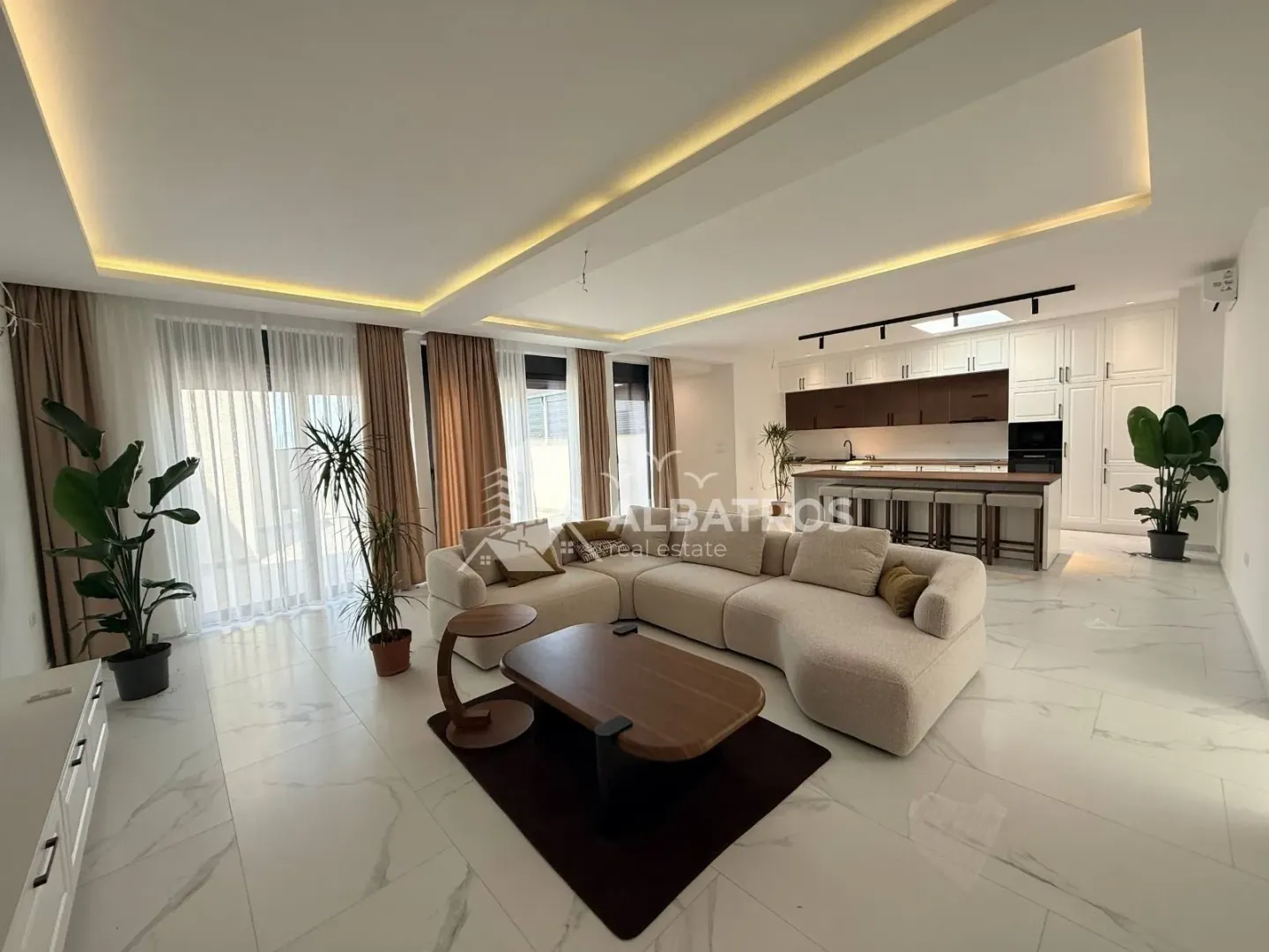 Sale, three bedroom apartment, 442m², Soho City, Bar