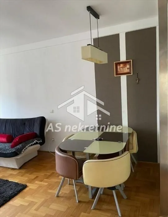 Izdavanje, trosoban stan, 68m², Zvezdara Sve Podlokacije, Beograd