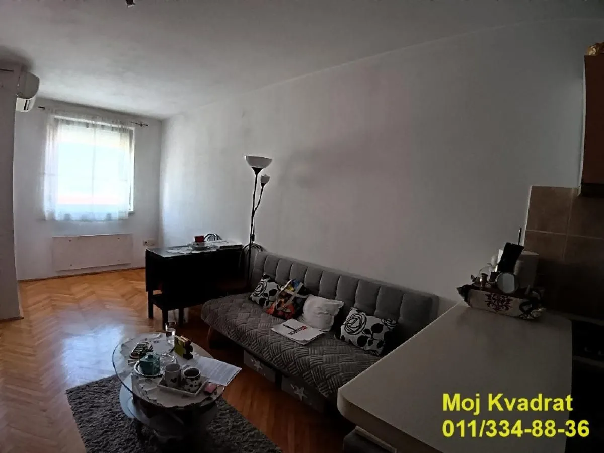 Prodaja, garsonjera, 30m², Karaburma, Palilula Sve Podlokacije