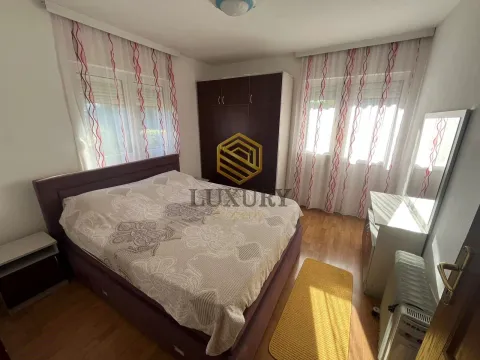 Rent, three bedroom apartment, 100m², Tološi, Podgorica - image 5