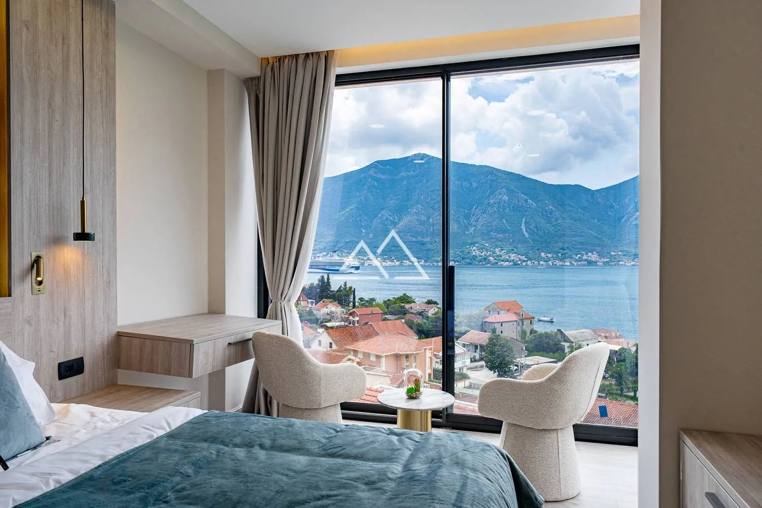 Sale, house, 412m², Dobrota, Kotor