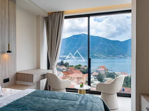 Sale, house, 412m², Dobrota, Kotor - image 12