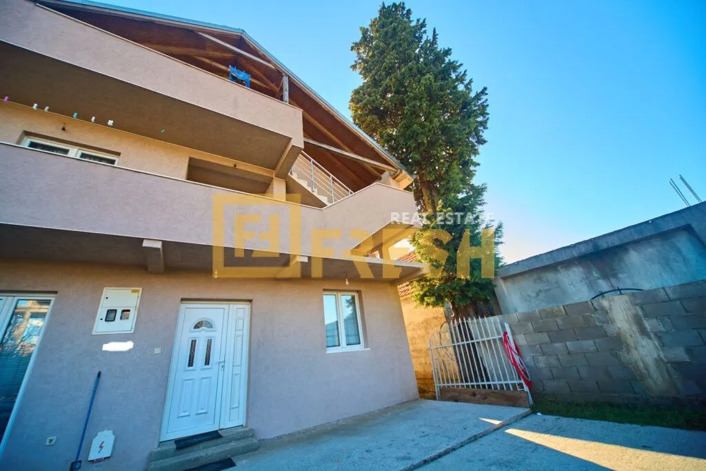 Izdavanje, dvosoban stan, 90m², Zagorič, Podgorica