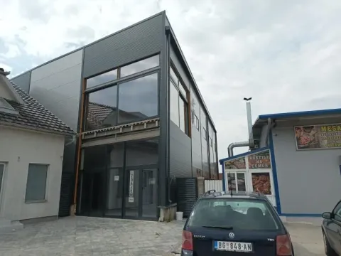Rent, office space, 650m², Zemun Ugrinovci, Zemun Sve Podlokacije