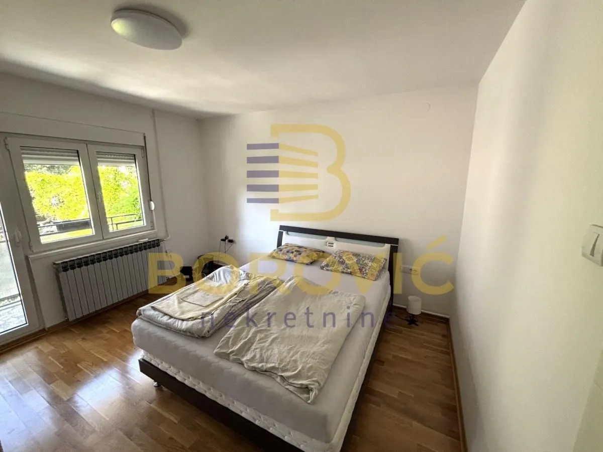 Izdavanje, trosoban stan, 100m², Autokomanda, Voždovac Sve Podlokacije