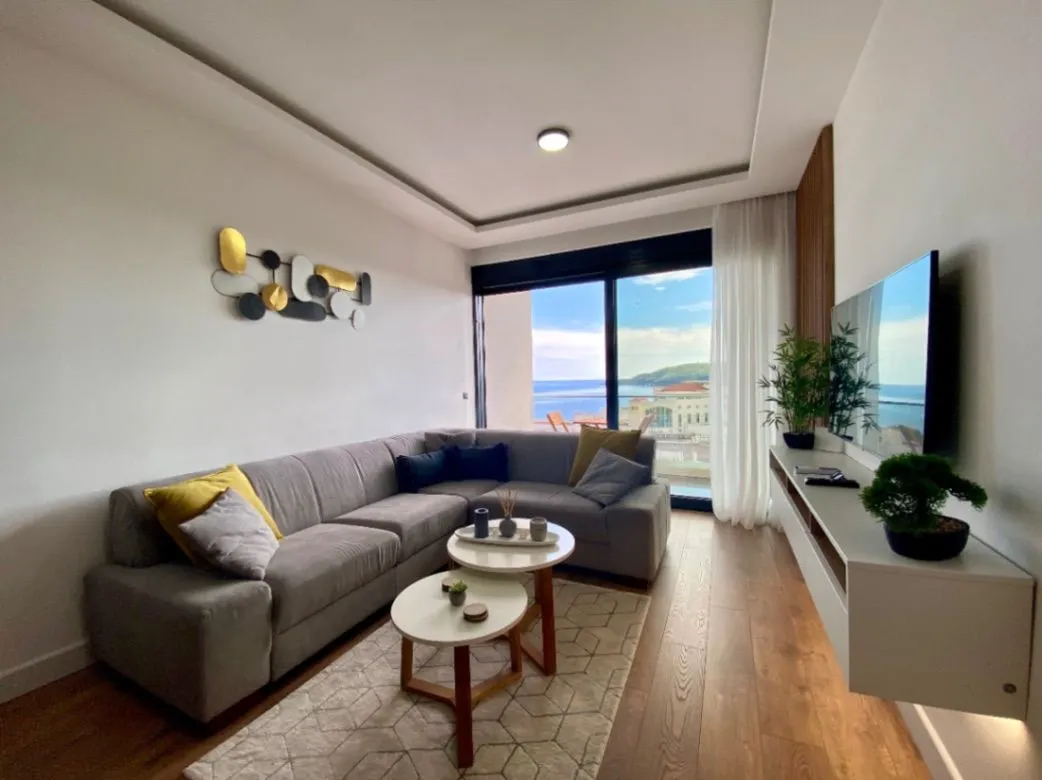 Daily-rent, one bedroom apartment, 57m², Bečići, Budva