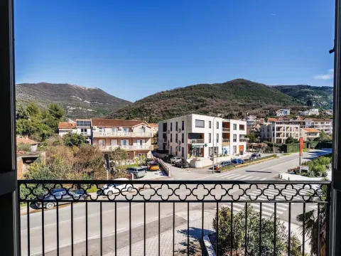 Prodaja, jednosoban stan, 45m², Centar, Tivat - image 10