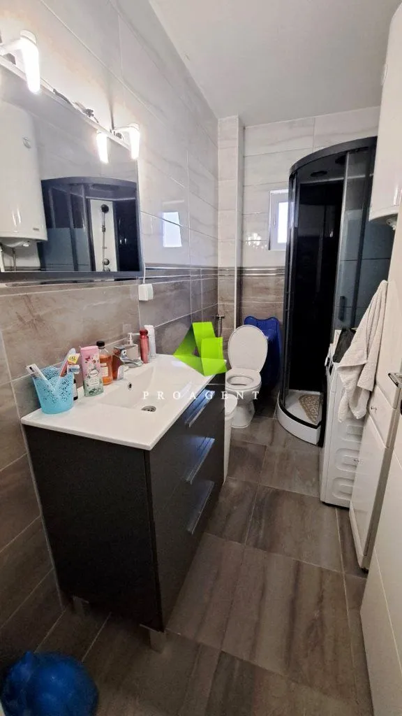 Izdavanje, kuća, 300m², Ledena Stena, Niš