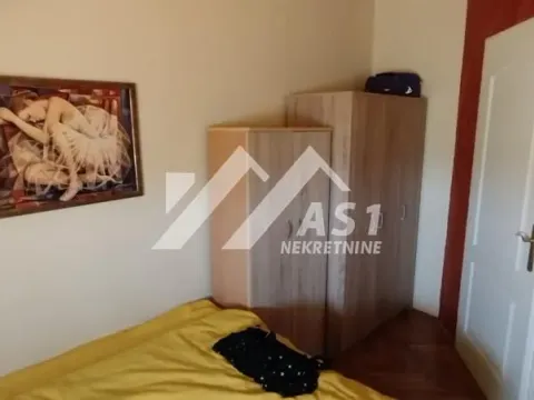 Prodaja, četvorosoban stan, 80m², Grbavica, Novi Sad Sve Podlokacije - image 2