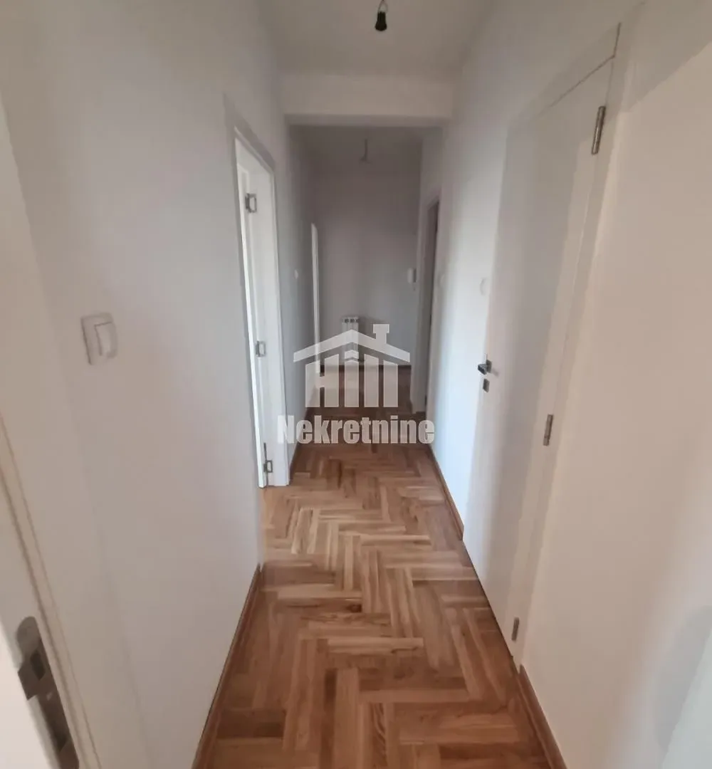 Sale, two bedroom apartment, 58m², Zemun Cara Dušana, Zemun Sve Podlokacije