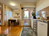 Izdavanje, dvosoban stan, 80m2, Momišići, Podgorica