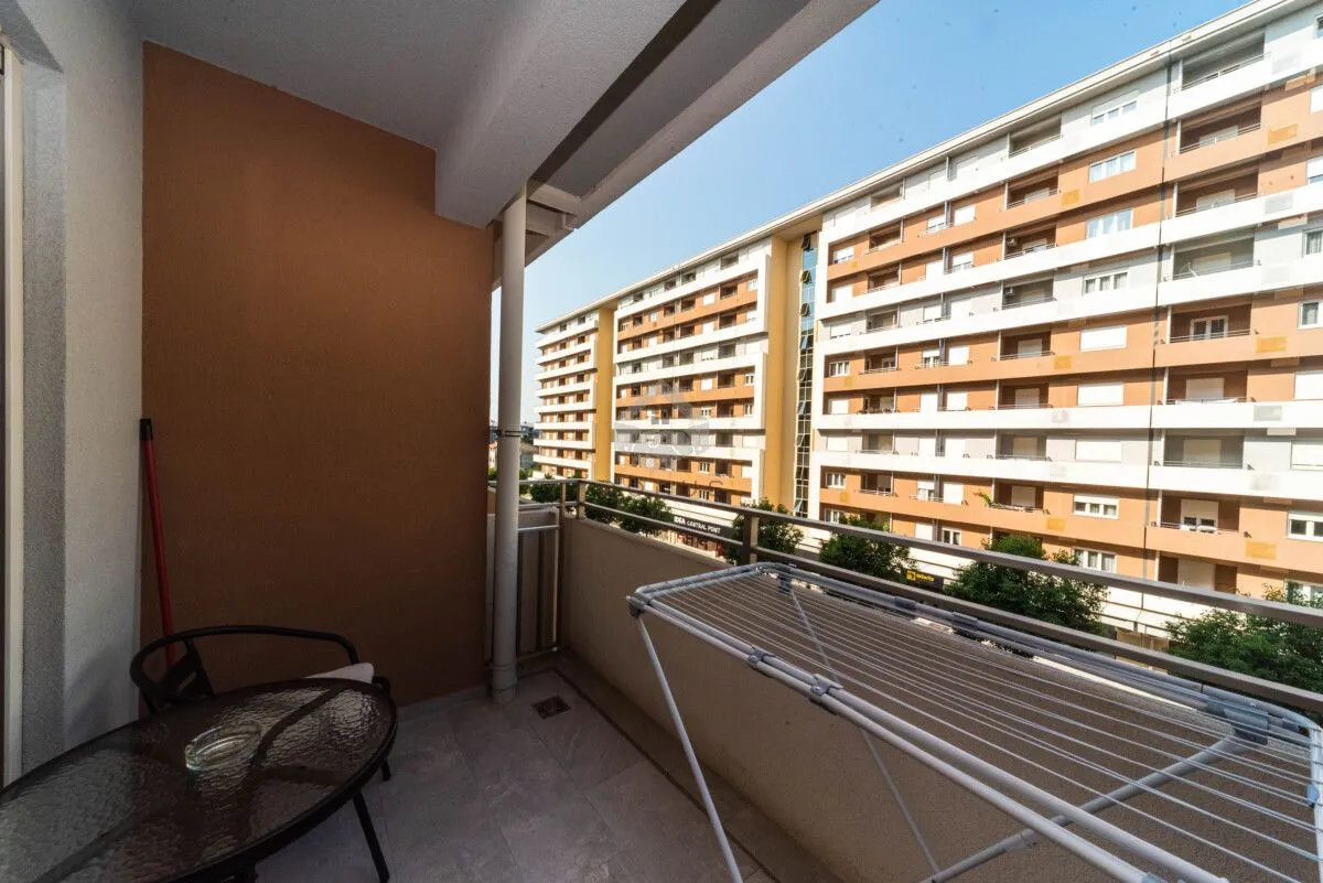Rent, one bedroom apartment, 49m², Central Point, Podgorica