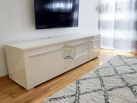 Izdavanje, jednosoban stan, 45m², Zabjelo, Podgorica - image 1