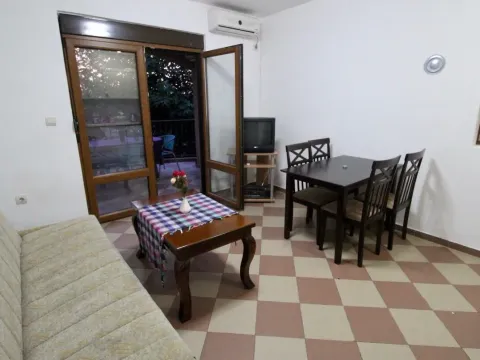 Sale, house, 220m², Bar, Crna Gora - image 6