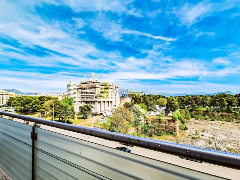 Izdavanje, dvosoban stan, 106m², Kruševac, Podgorica - image 13