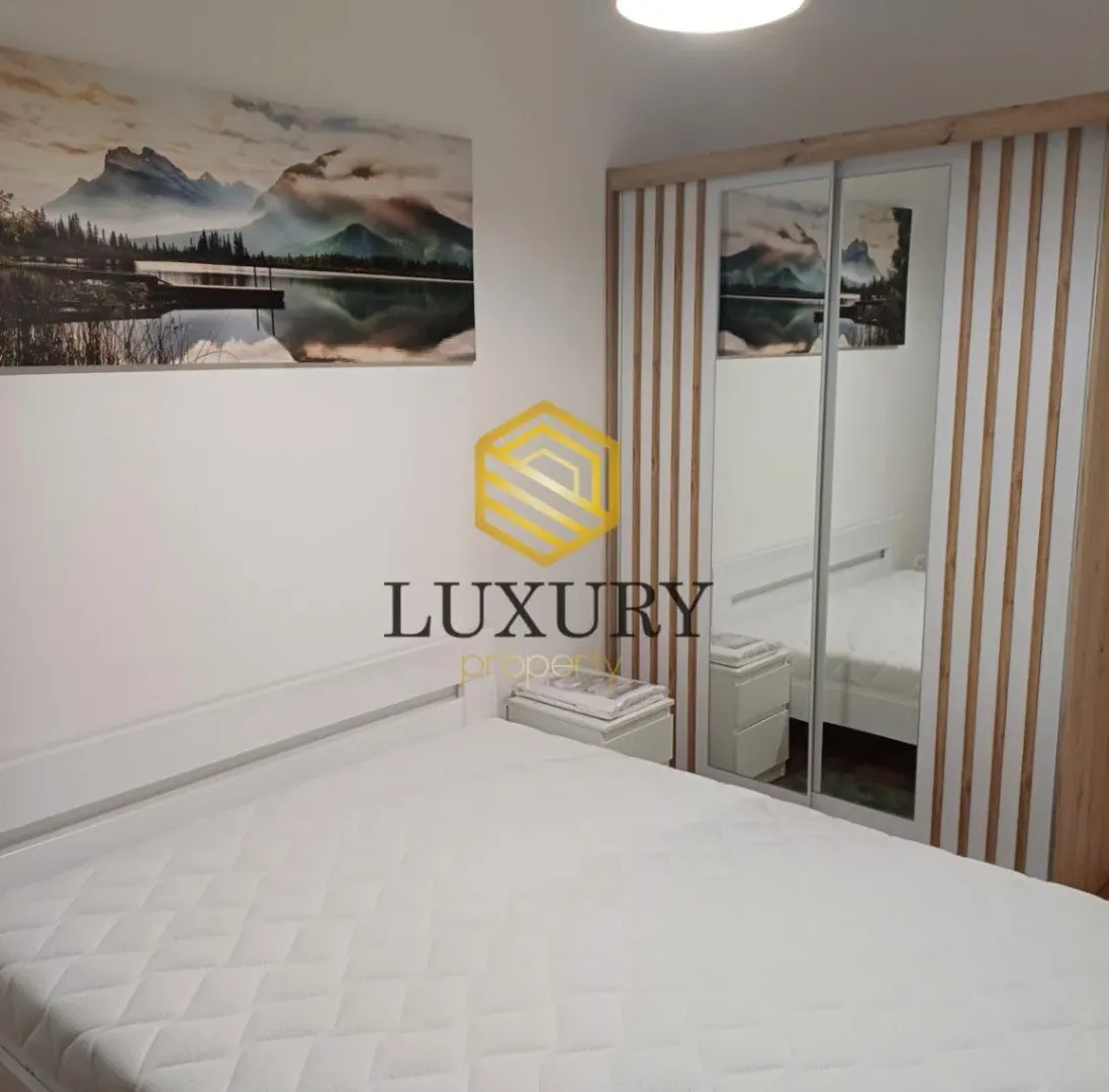 Izdavanje, jednosoban stan, 50m², Central Point, Podgorica