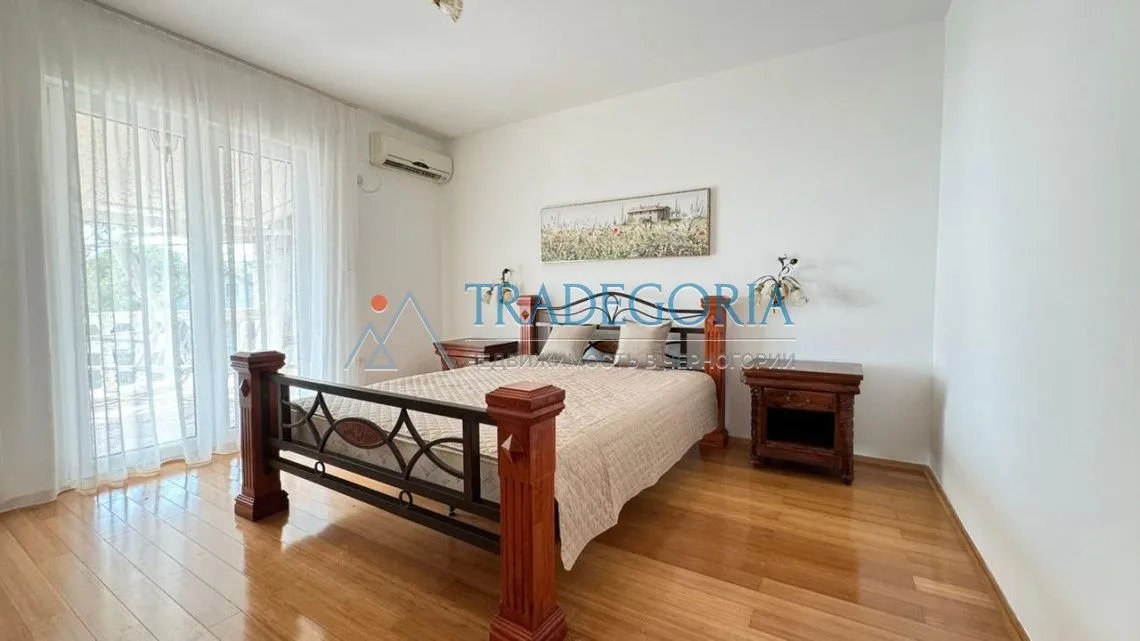 Prodaja, kuća, 320m², Bar, Crna Gora