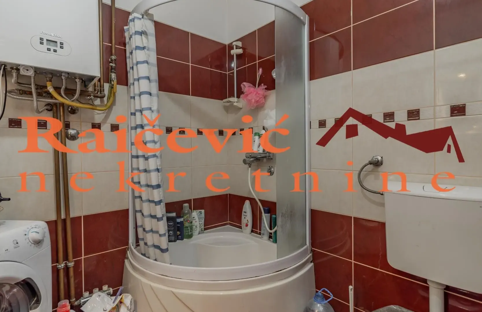 Prodaja, trosoban stan, 115m², Petlovo Brdo, Beograd