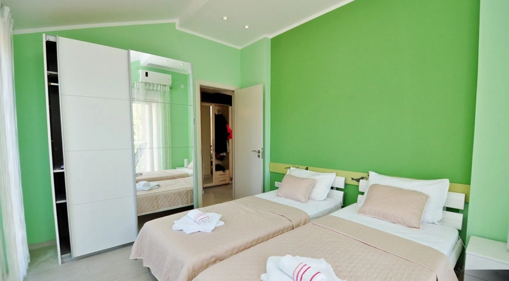 Prodaja, dvosoban stan, 73m², Orahovac, Kotor