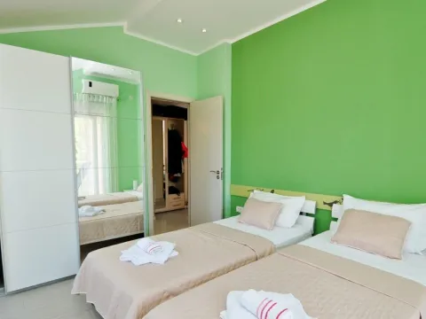 Prodaja, dvosoban stan, 73m², Orahovac, Kotor - image 6
