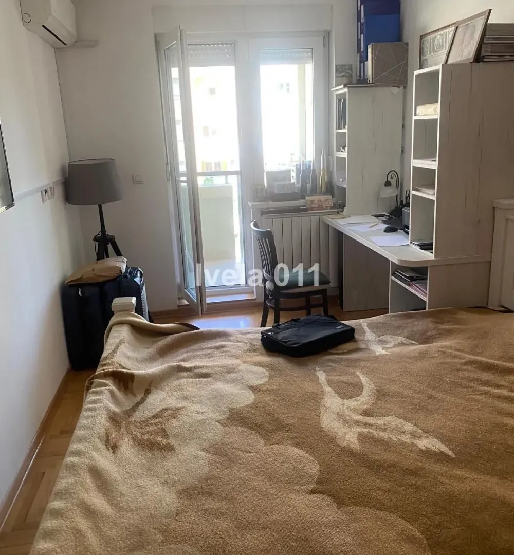 Prodaja, trosoban stan, 84m², Voždovac Sve Podlokacije, Beograd