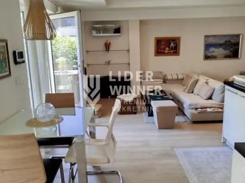 Izdavanje, jednosoban stan, 50m², Savski Venac, Beograd - image 2