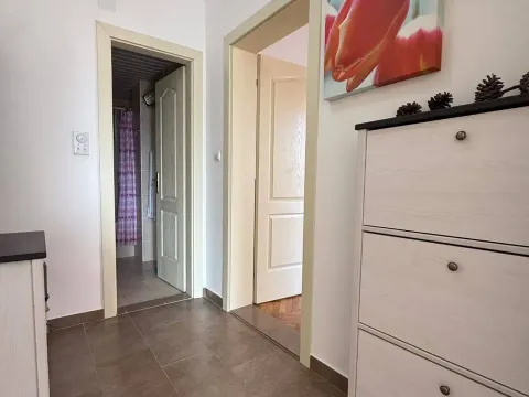 Sale, one bedroom apartment, 43m², Petrovac, Budva - image 7