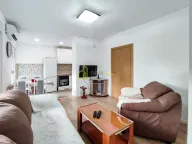 Izdavanje, dvosoban stan, 74m², Pobrežje, Podgorica - image 1