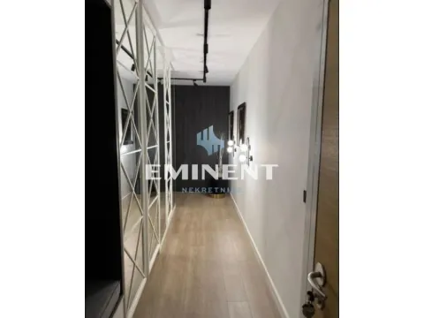 Izdavanje, trosoban stan, 76m², Dušanovac, Voždovac Sve Podlokacije - image 14