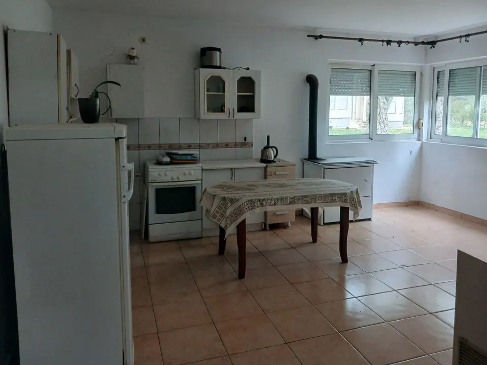 Rent, two bedroom apartment, 68m², Čeluga, Bar