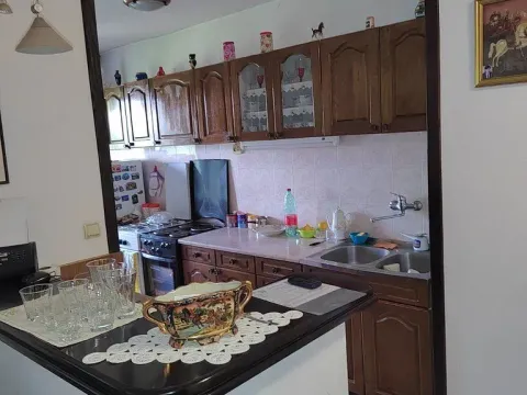 Prodaja, dvosoban stan, 70m², Vrnjačka Banja, Srbija - image 4
