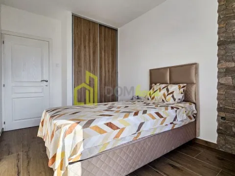 Prodaja, trosoban stan, 74m², Pobrežje, Podgorica - image 13