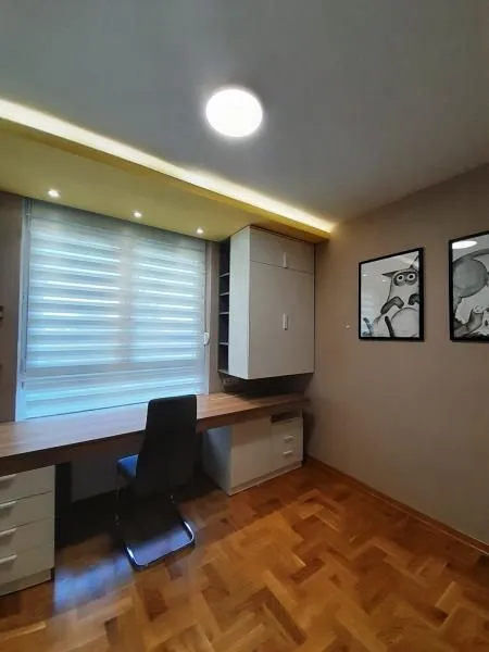 Rent, two bedroom apartment, 72m², Bulevar, Niš