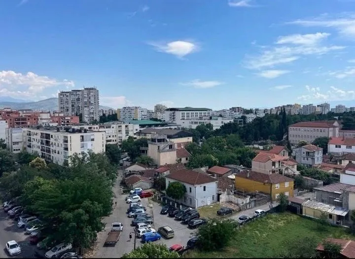 Prodaja, jednosoban stan, 48m², Pejton, Podgorica