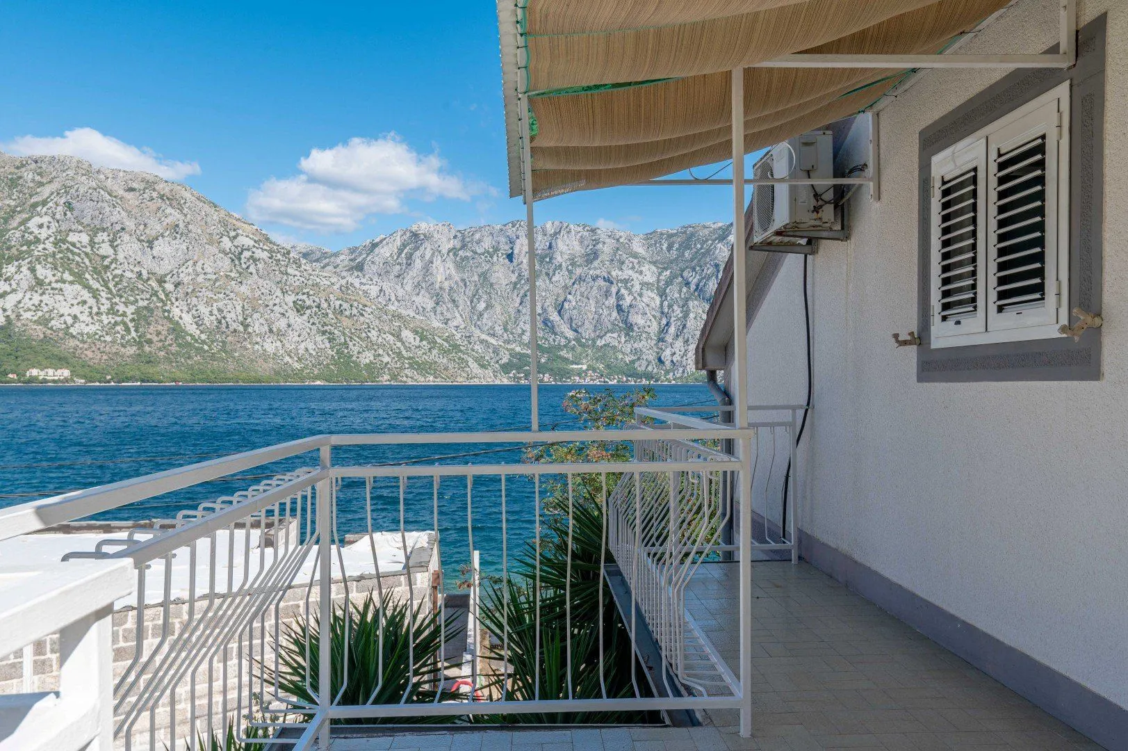 Sale, house, 150m², Stoliv, Kotor