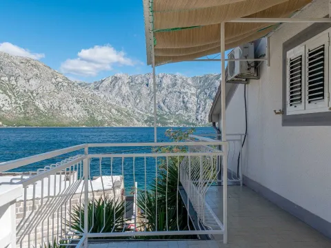 Sale, house, 150m², Stoliv, Kotor - image 18