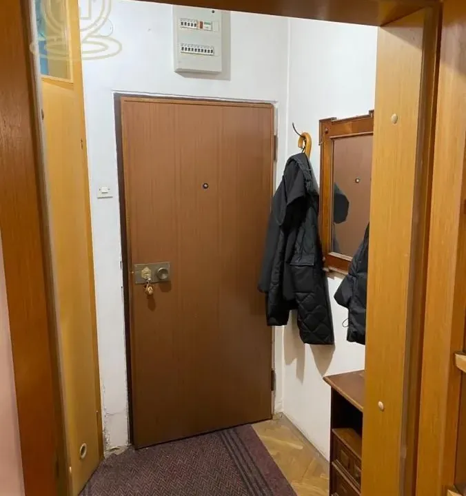 Izdavanje, dvosoban stan, 54m², Čukarica, Beograd