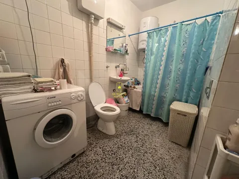 Sale, two bedroom apartment, 72m², Baston, Podgorica - image 8