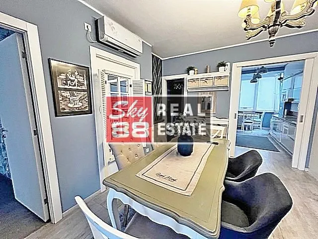 Prodaja, trosoban stan, 80m², Stari Grad, Beograd