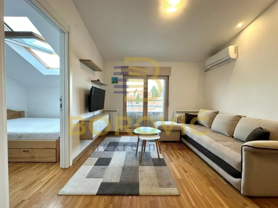 Prodaja, jednosoban stan, 35m², Kluz, Zvezdara Sve Podlokacije