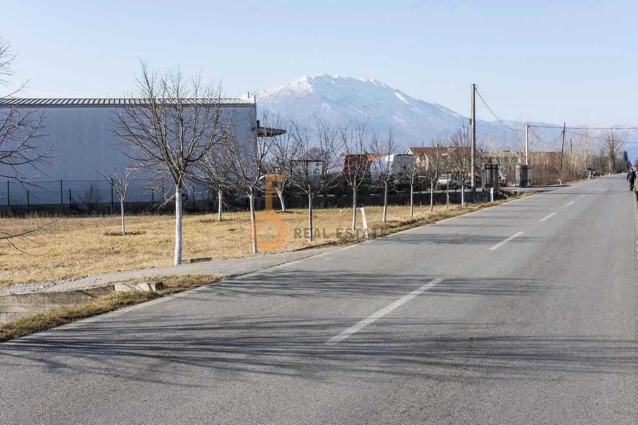 Prodaja, plac, 7000m², Danilovgrad, Crna Gora